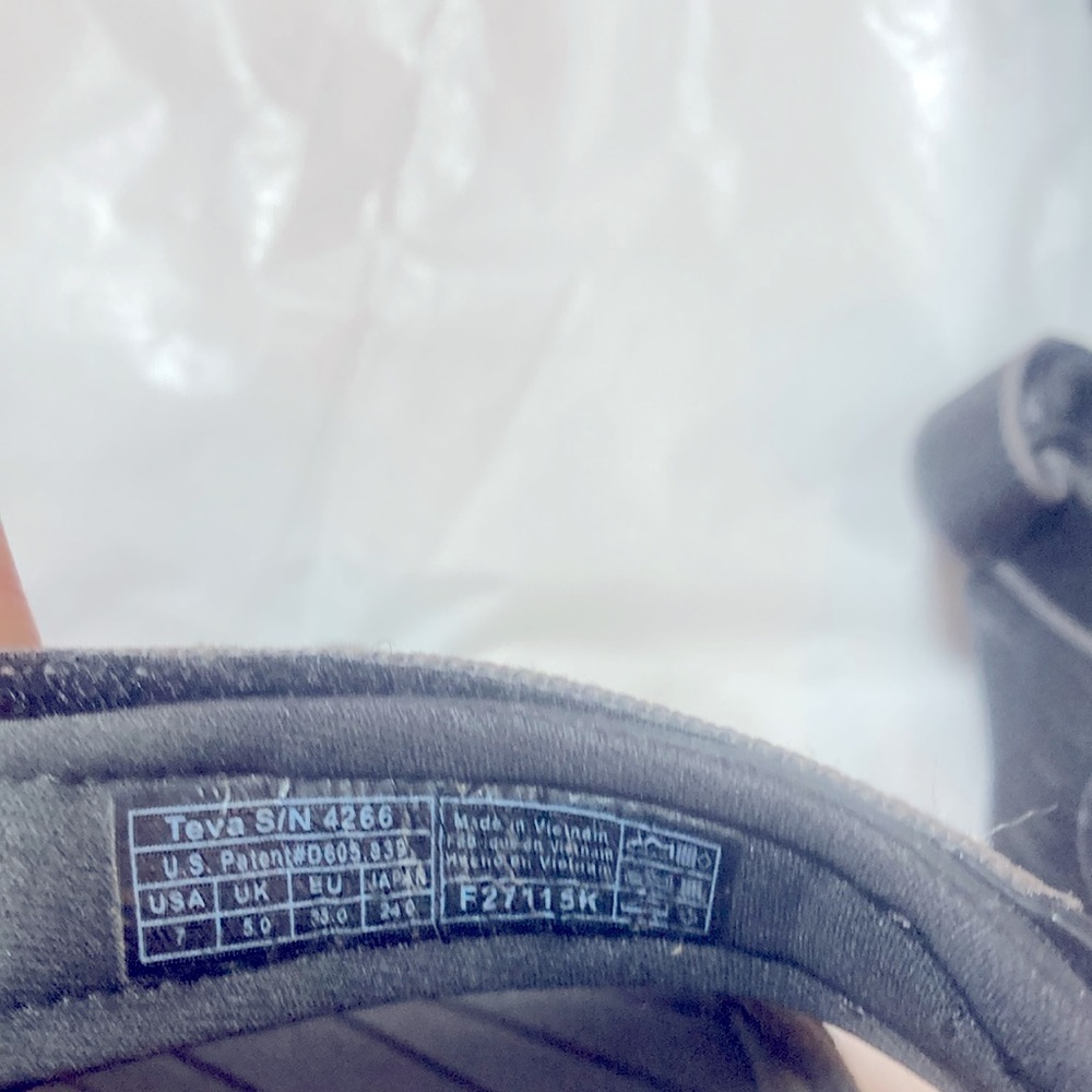 Stylish Black adjustable strap Teva Tierra Sandal 4266 - Picture 8 of 12